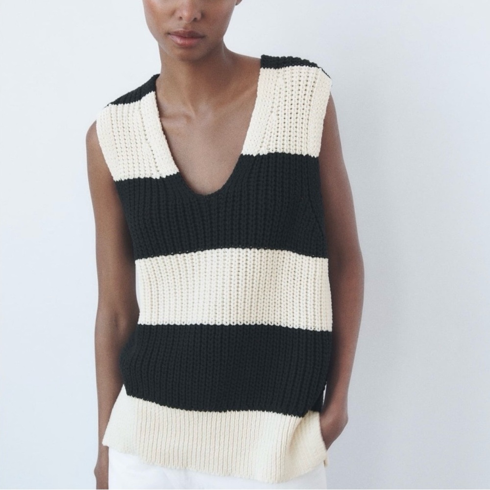 Zara Black and Cream Knit Vest